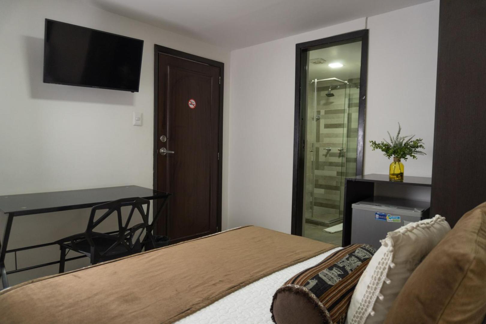 Hotel Alamos Del Parque ペレイラ エクステリア 写真