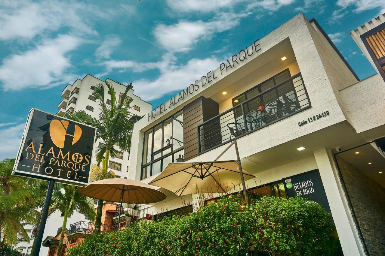 Hotel Alamos Del Parque ペレイラ エクステリア 写真